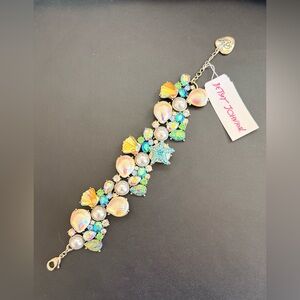 New Betsey Johnson Crystal & Imitation Pearl Seashell Cluster Bracelet